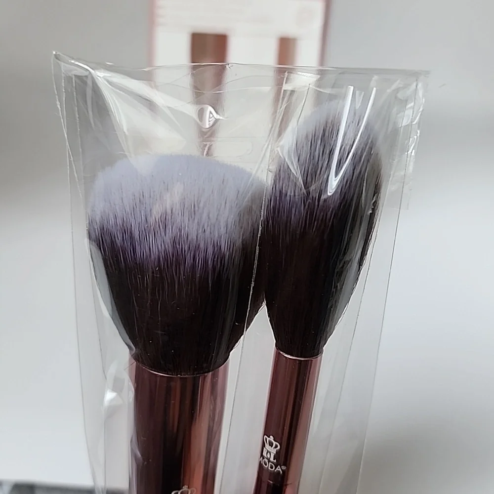 Moda Powder + Soft Glow Brush Set in Rose Gold